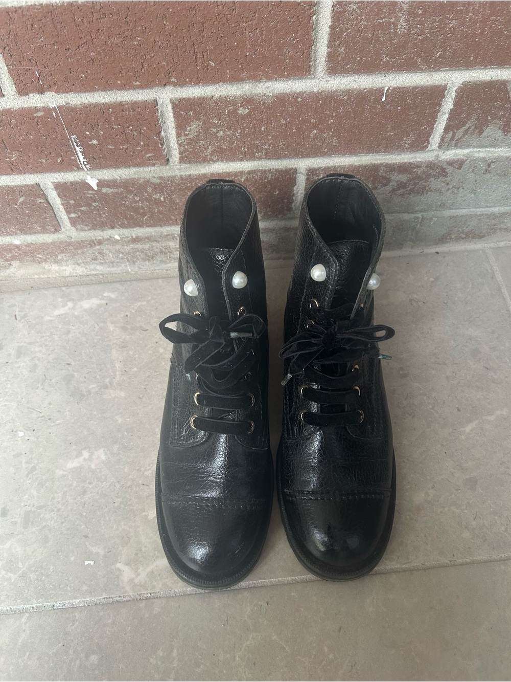 Women Shiny Calfskin Velvet Faux Pearl Combat Short Boots in black size 38